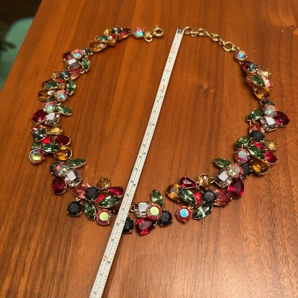 J Crew crystal jewel cluster necklace multi color 7” diameter - Picture 3 of 7